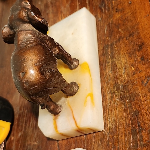 Bronze Elephant Bookends on Marble base - Picture 16 of 16